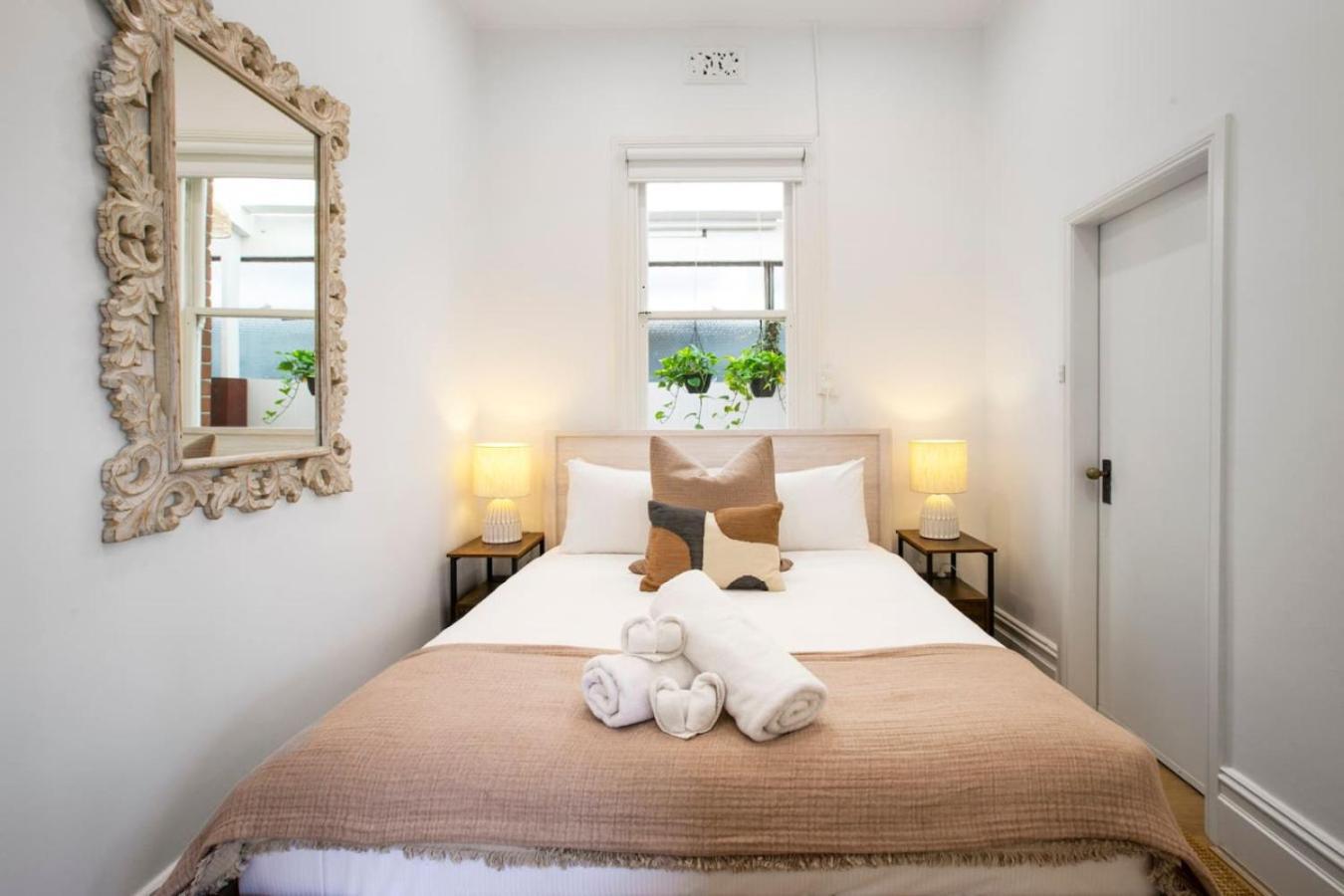 Apartment Charming Retreat In Exclusive Glebe Estate